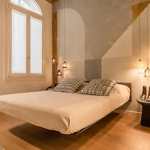  Apartment Gallery House